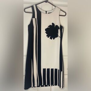 Vince Camuto black and white shift dress